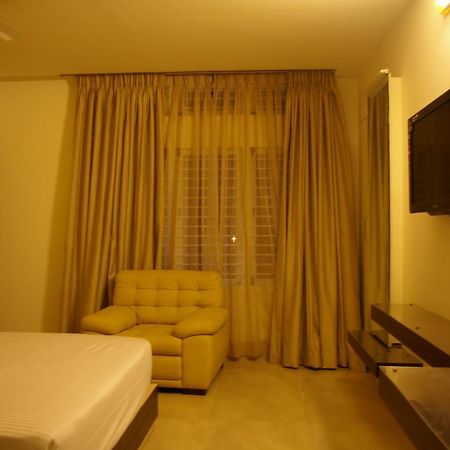 Roseline Suites バンガロール エクステリア 写真